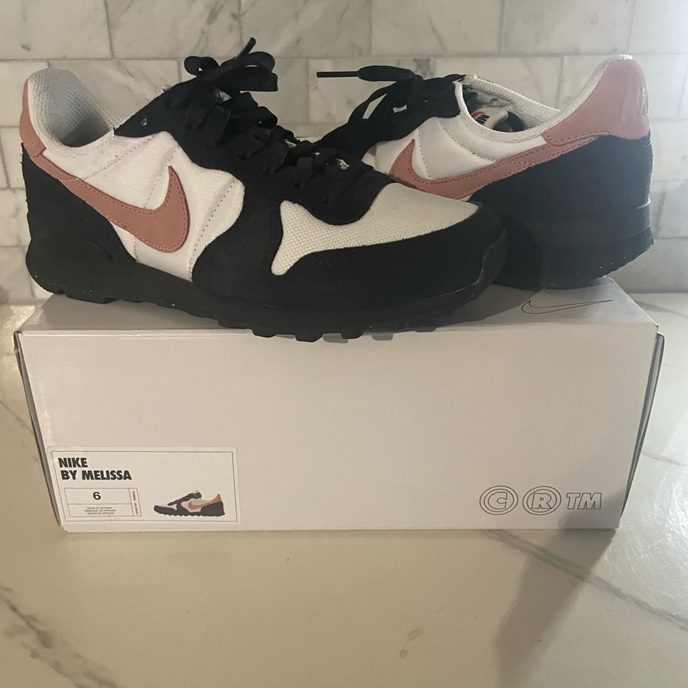 Nike Internationalist for women